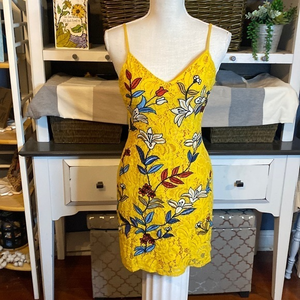 Maraislise Yellow Lace Floral Embroidered Spaghetti Strap Mini Dress Size Small‎